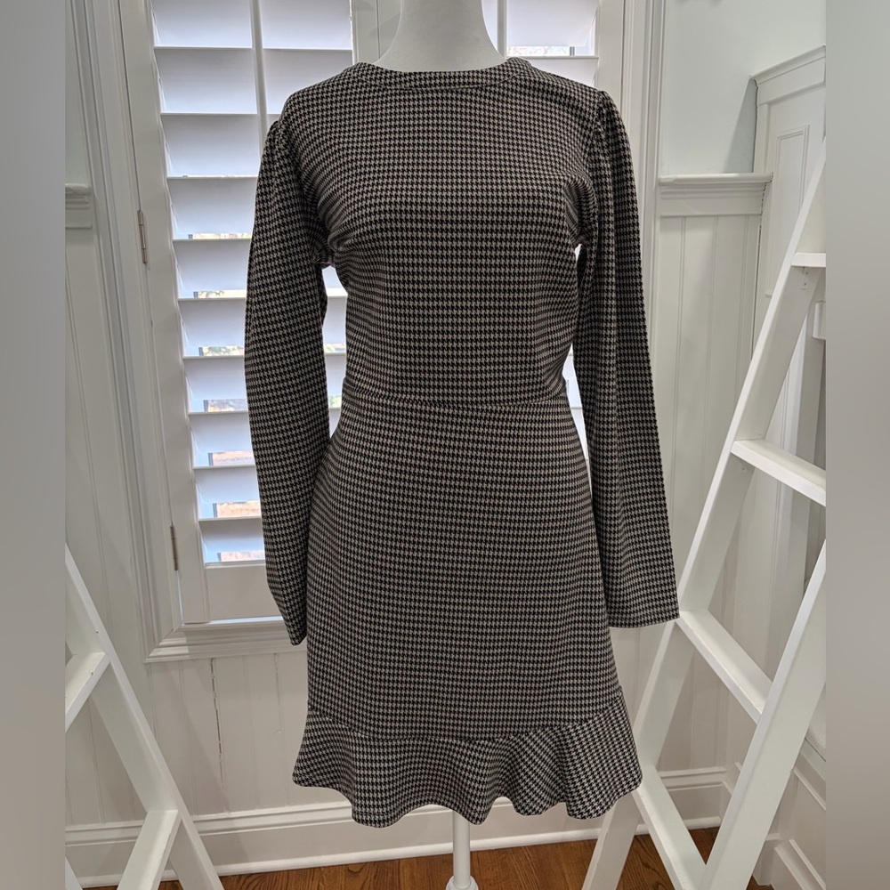 NWT LOFT Houndstooth Ruffle Trim Flounce Dress (12)